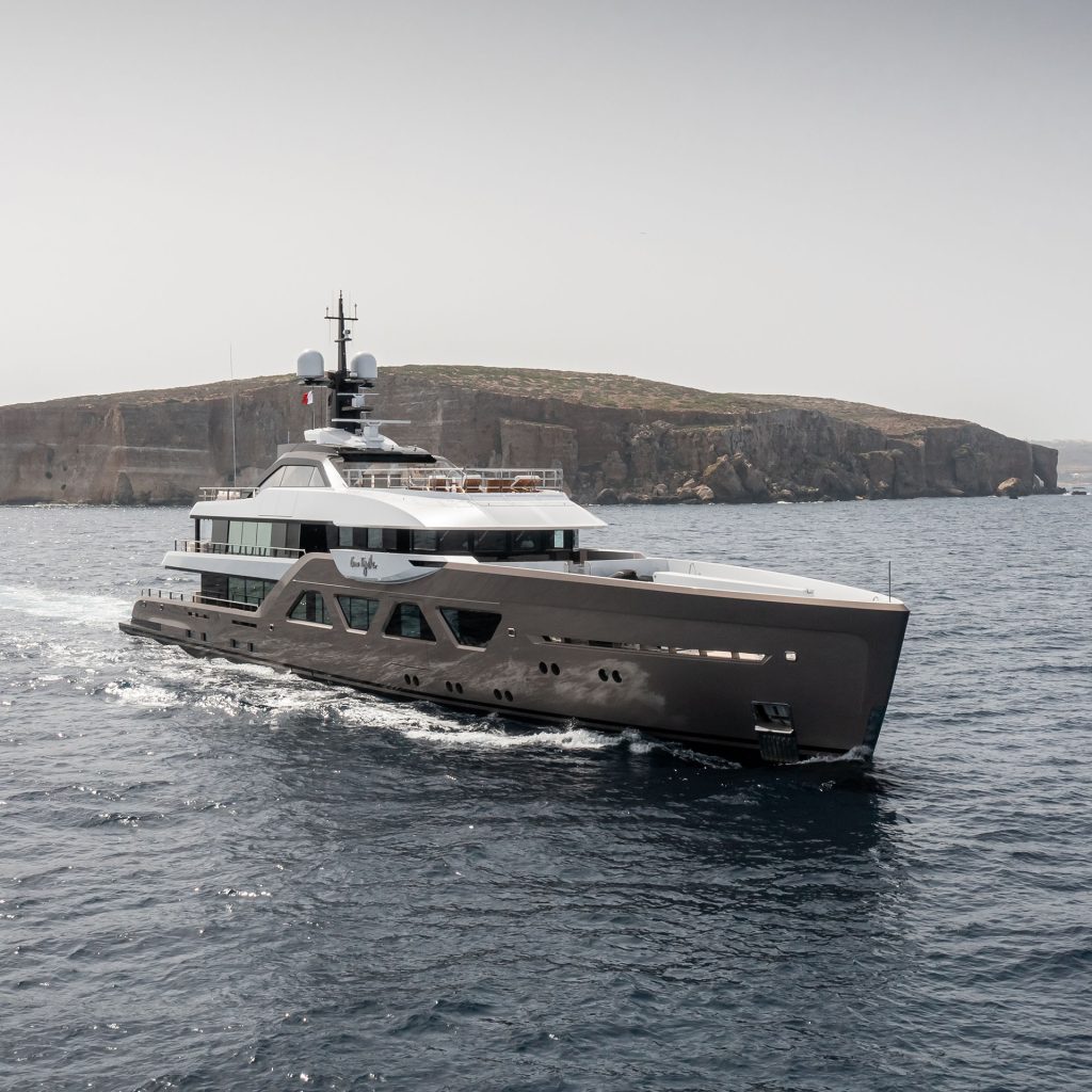 AMELS 60 M – COME TOGETHER